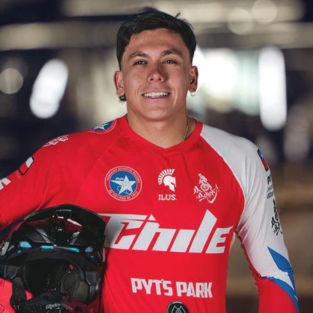 Mauricio Molina conquista la plata en el BMX y sigue elevando al Team Chile en los Juegos Bolivarianos