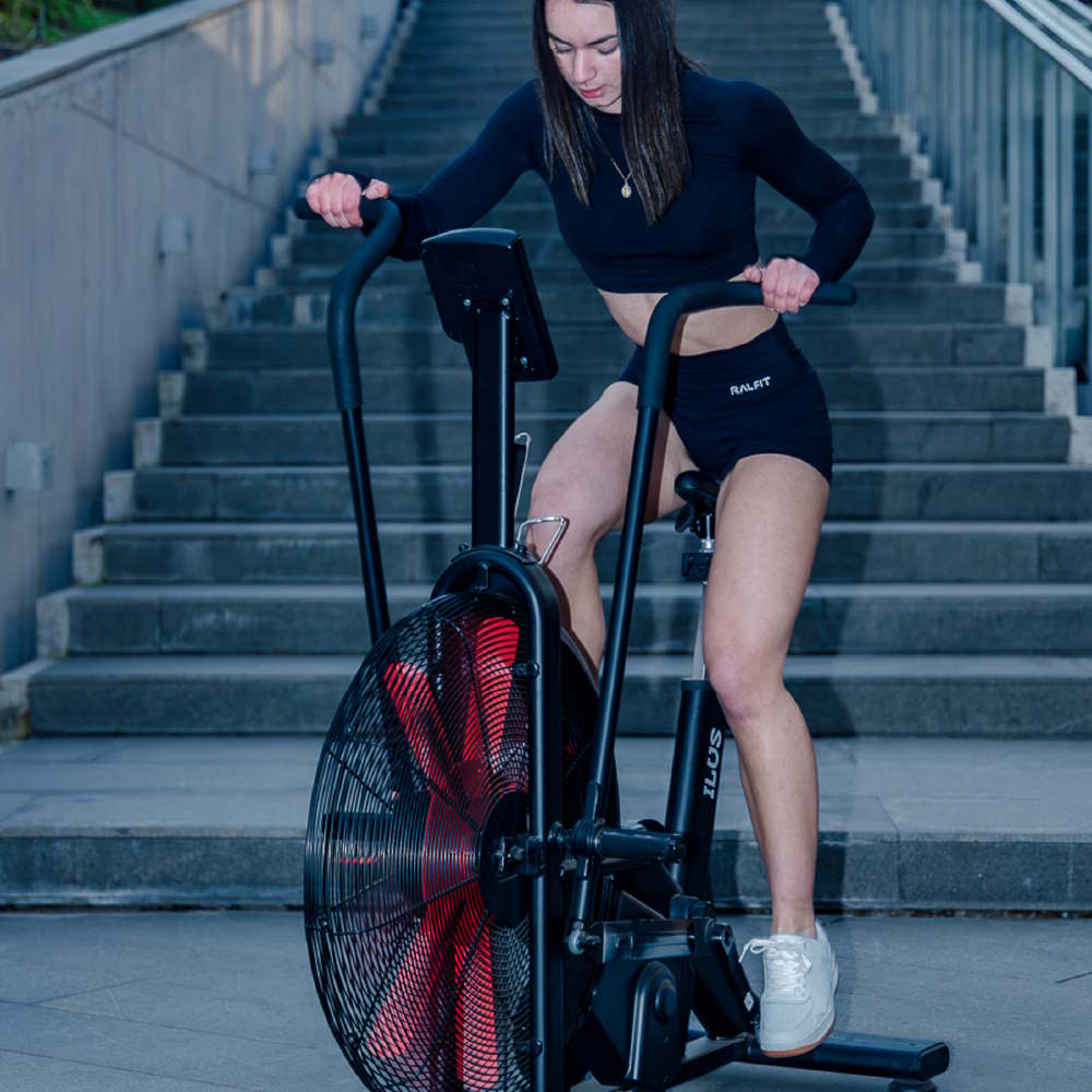 ILUS Air Bike