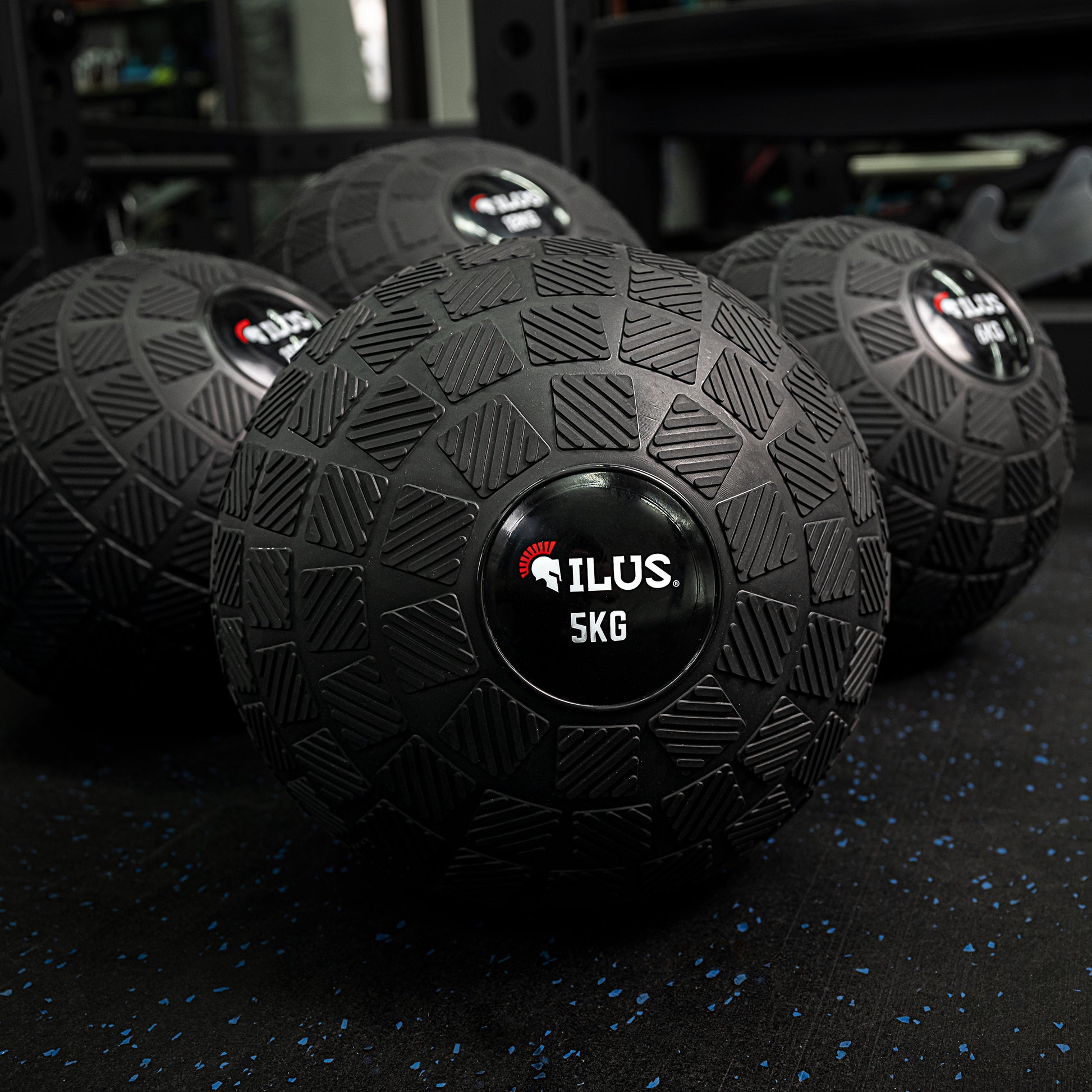 ILUS Slam Ball